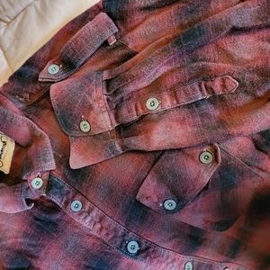 JEREMIAH AMERICAN LEGACY MEN'S BUTTON UP. MUCH NICER IN PERSON.  XL.